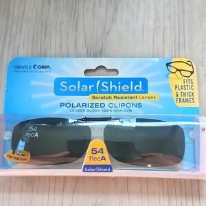 ❤️NWT❤️ Polarized Clip-On Sunglasses with Scratch-Resistant Lenses